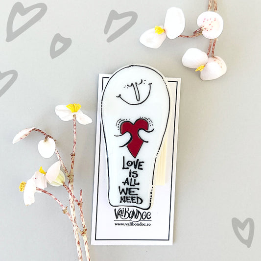 Brosa din portelan - Iubaret din fire