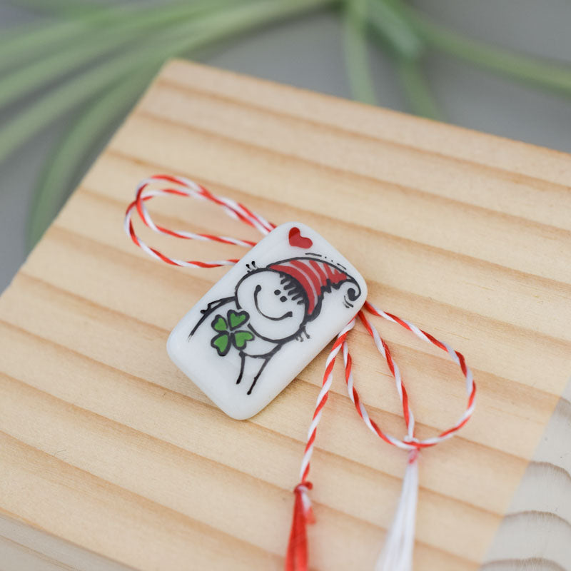 Little porcelain brooch modeled and painted by Vali Bondoc