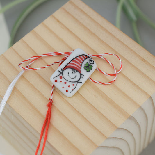 Little porcelain brooch modeled and painted by Vali Bondoc