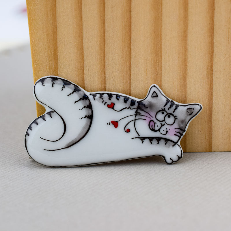 Cat. Porcelain brooch created and hand-painted by Vali Bondoc with high temperature ceramic dyes